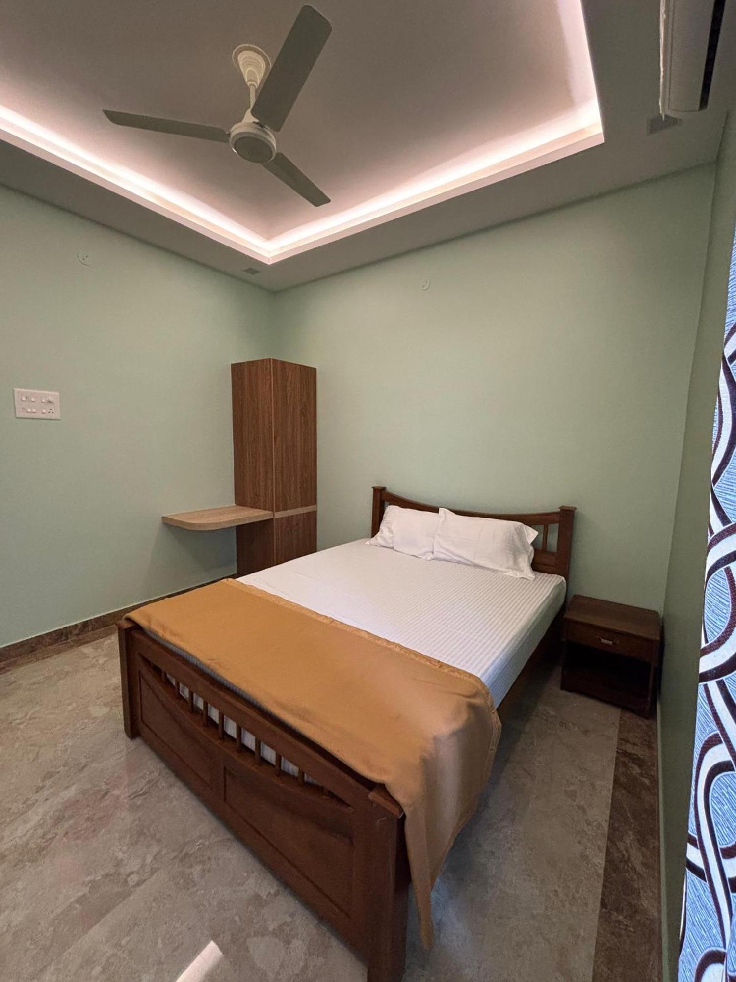 Srirangam Nandavanam Service Apartments Tiruchirappalli Exterior photo