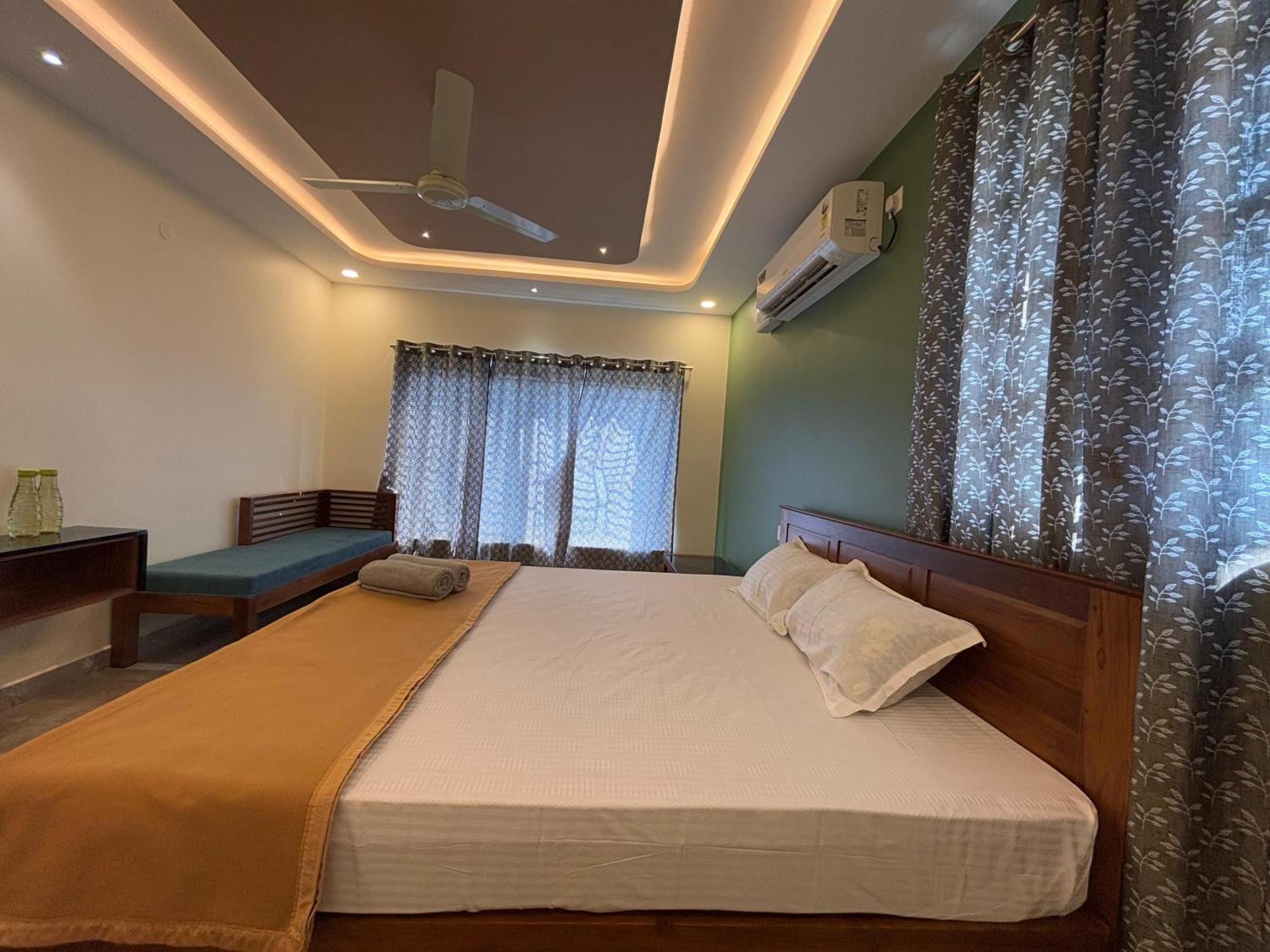 Srirangam Nandavanam Service Apartments Tiruchirappalli Exterior photo