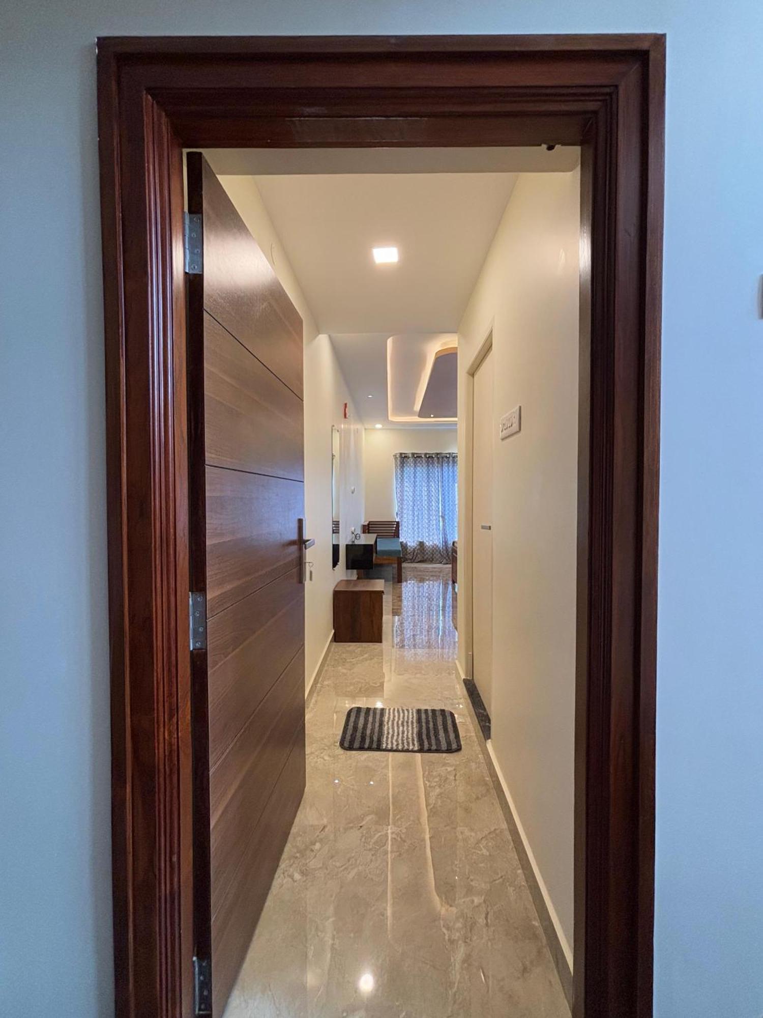 Srirangam Nandavanam Service Apartments Tiruchirappalli Exterior photo